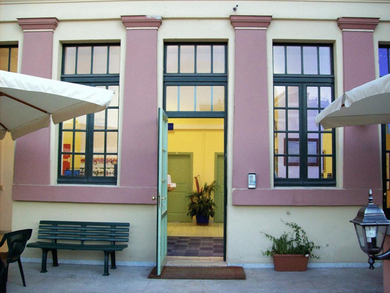Litus Roma Hostel Ostie Extérieur photo Entrance to the museum