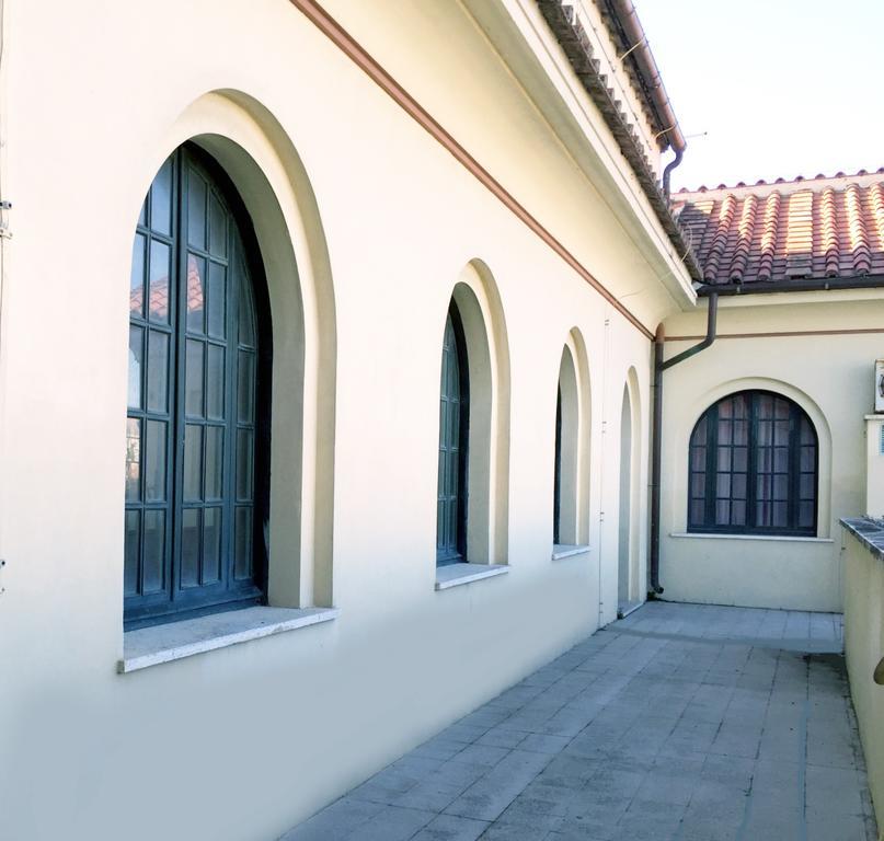 Litus Roma Hostel Ostie Extérieur photo The windows of the museum