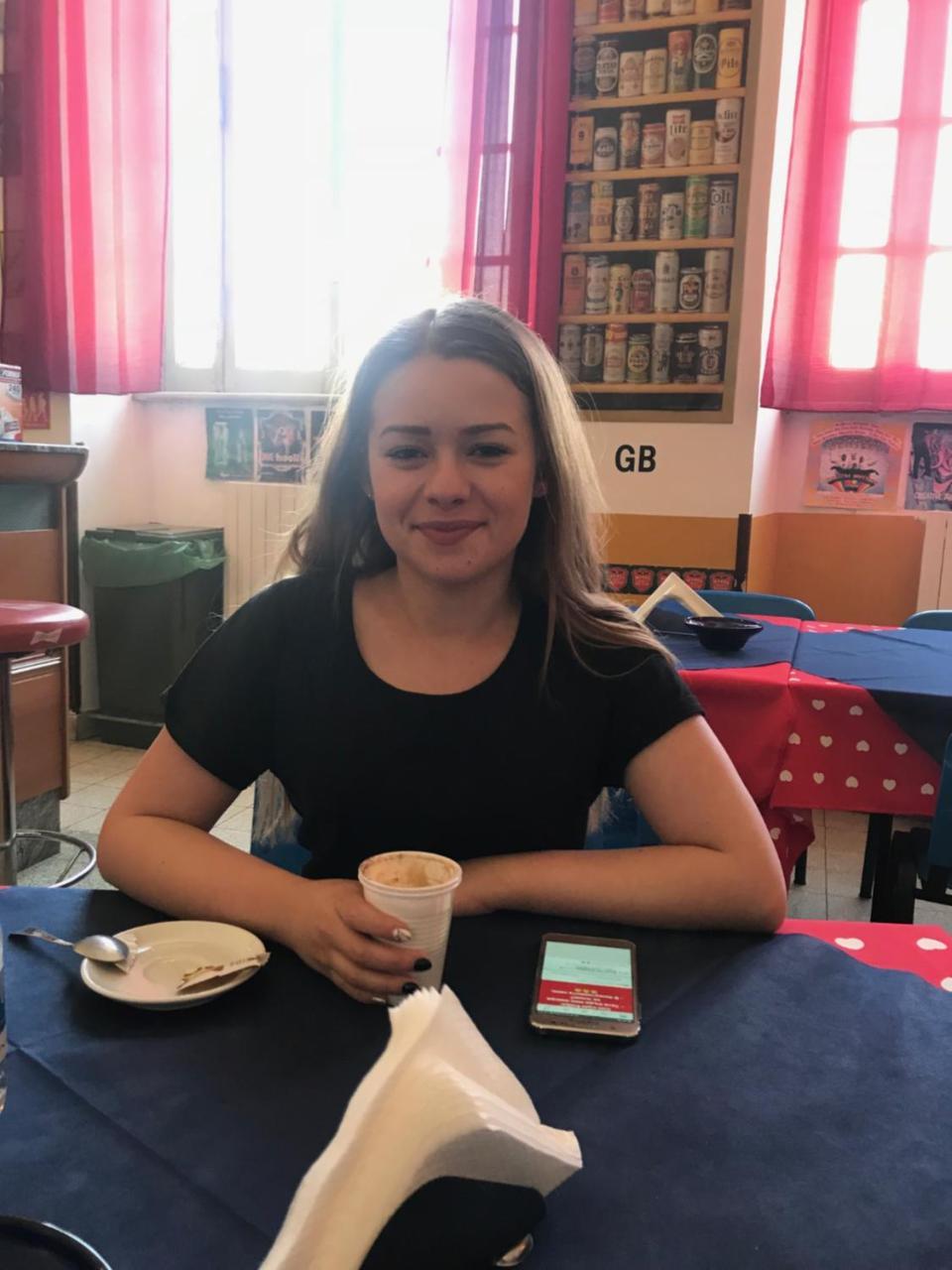 Litus Roma Hostel Ostie Extérieur photo Ana Blanco in 2018