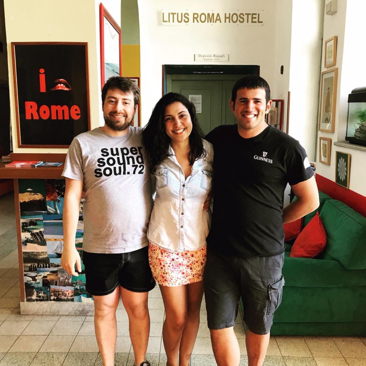 Litus Roma Hostel Ostie Extérieur photo The team of the Guinness World Records office in Rome